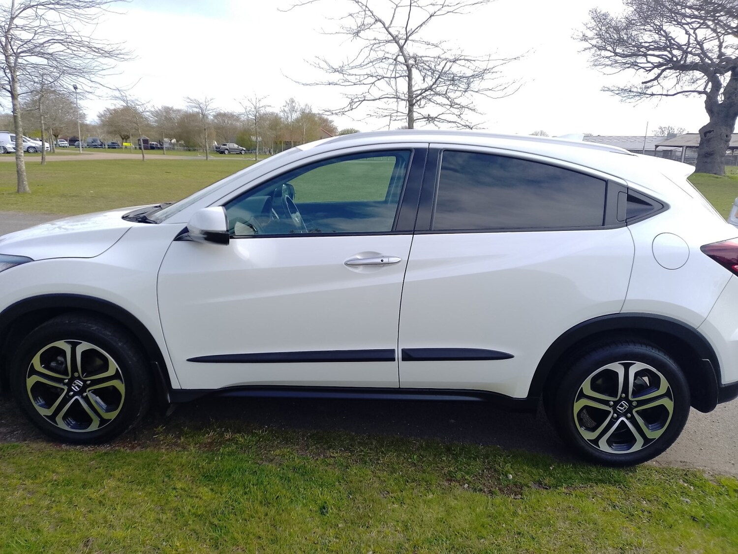 Used Honda HR-V 2015 for sale - 78145869: Photo 6