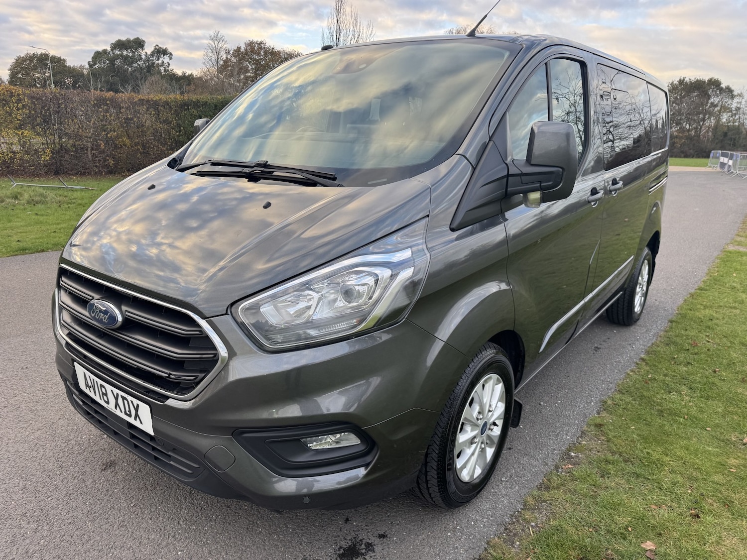 Used Ford Transit Custom 2018 for sale - 76618685: Photo 3