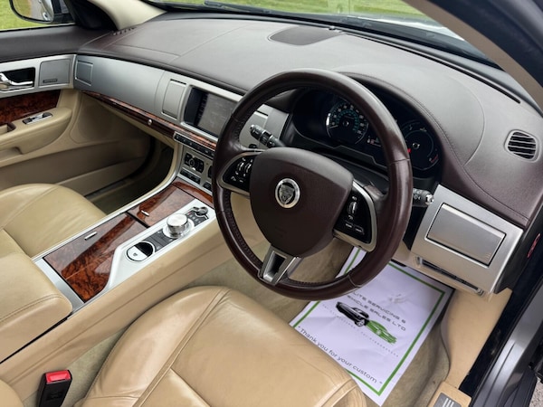Used Jaguar XF 2013 for sale - 76281382: Photo 12
