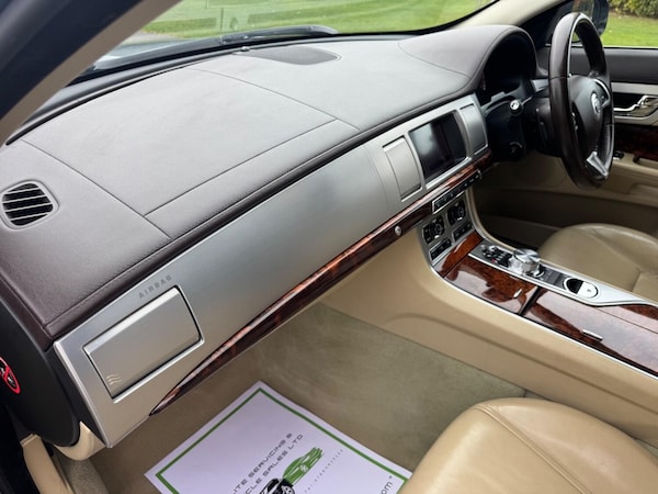 Used Jaguar XF 2013 for sale - 76281382: Photo 15