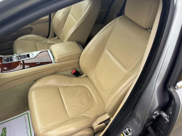 Used Jaguar XF 2013 for sale - 76281382: Photo 16
