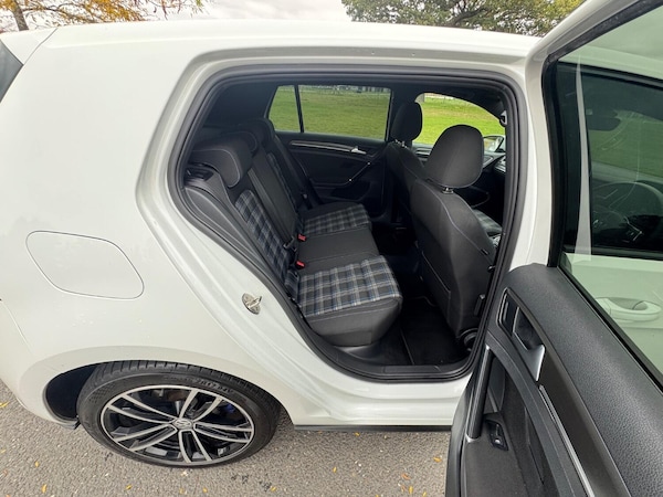 Used Volkswagen Golf 2017 for sale - 76281462: Photo 16