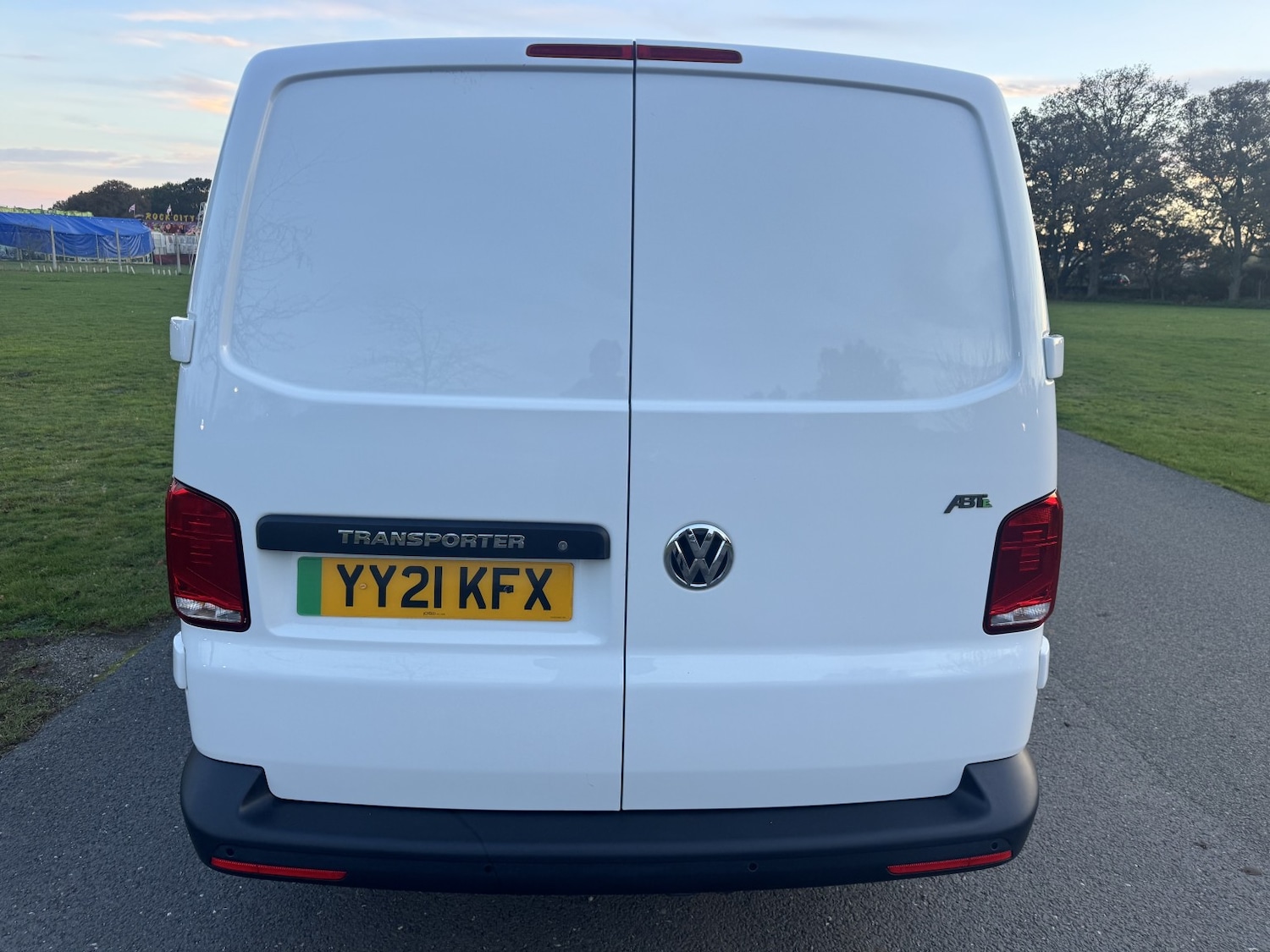 Used Volkswagen Transporter 2021 for sale - 76560068: Photo 2