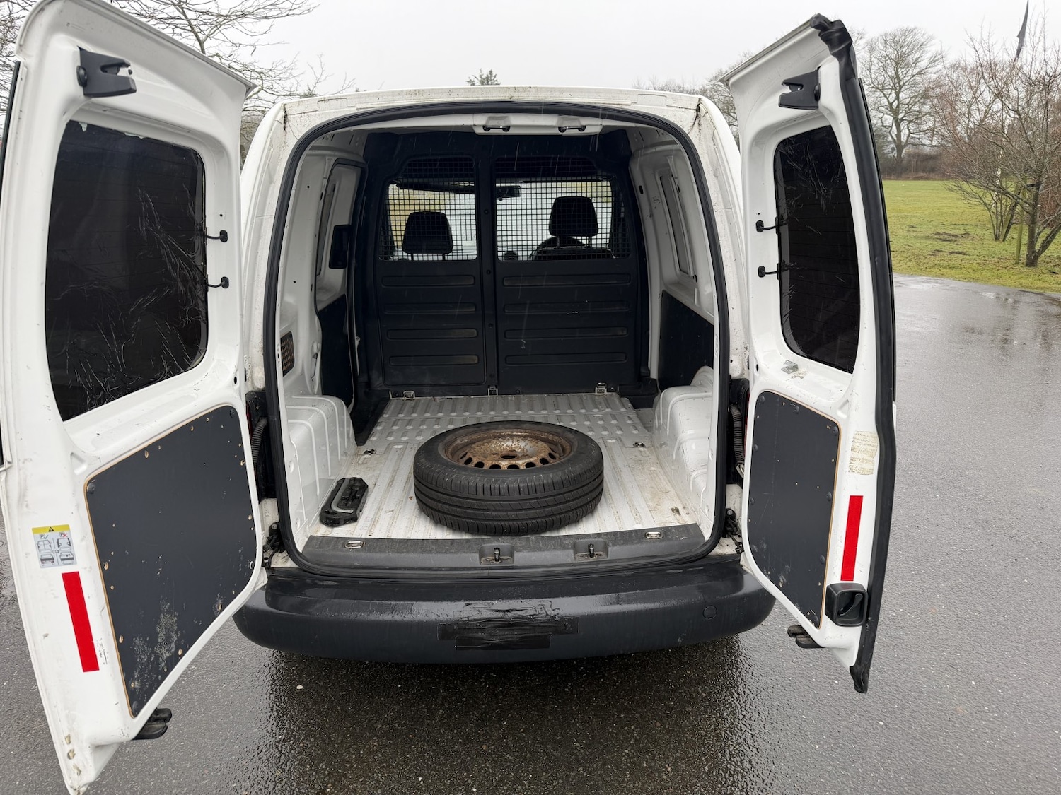 Used Volkswagen Caddy 2013 for sale - 77189254: Photo 16