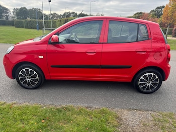 Used Kia Picanto 2010 for sale - 76198164: Photo 2