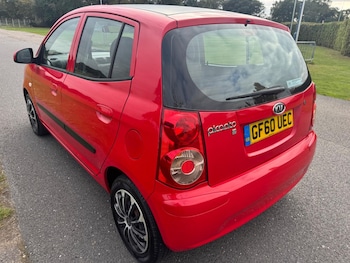 Used Kia Picanto 2010 for sale - 76198164: Photo 4