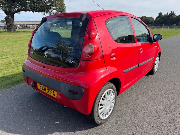 Used Peugeot 107 2011 for sale - 76082774: Photo 7