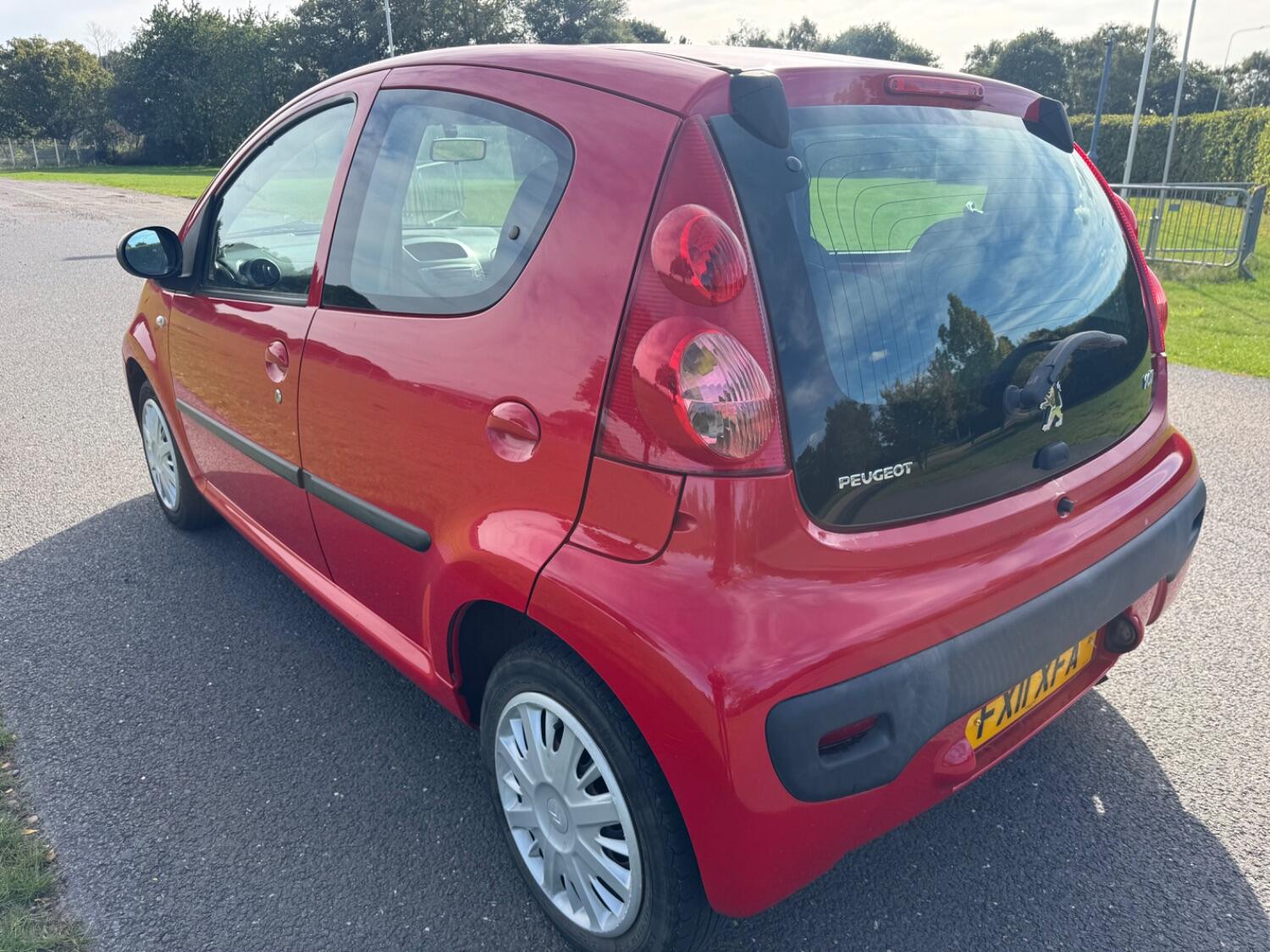 Used Peugeot 107 2011 for sale - 76082774: Photo 9
