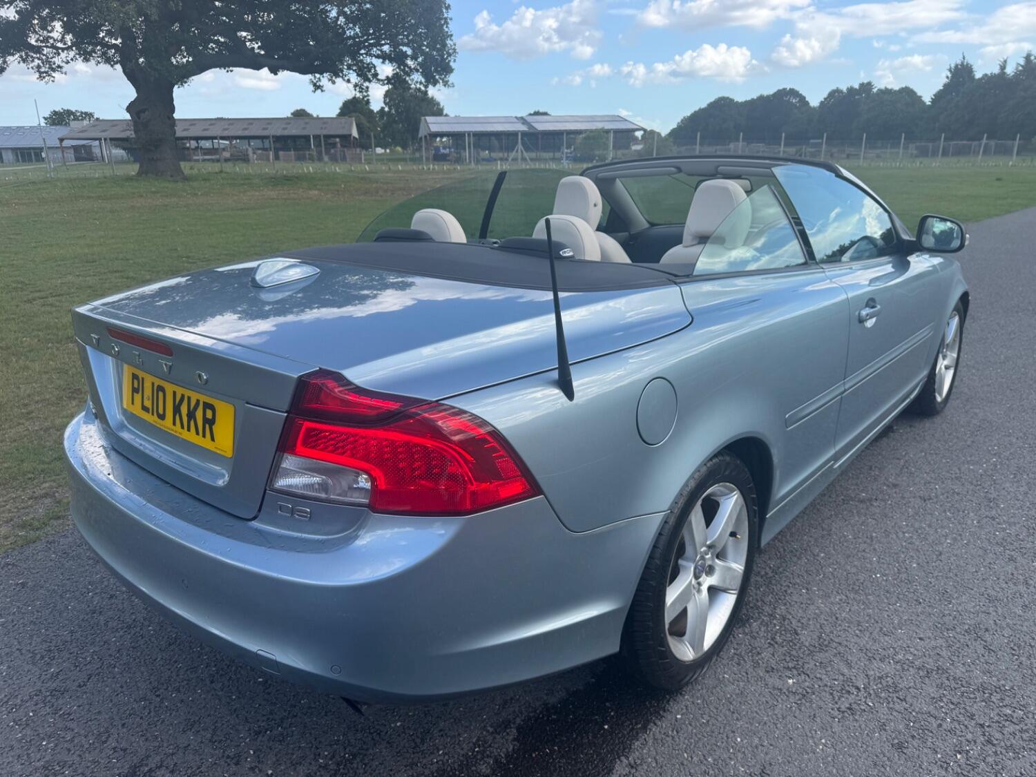 Used Volvo C70 2010 for sale - 76497547: Photo 18