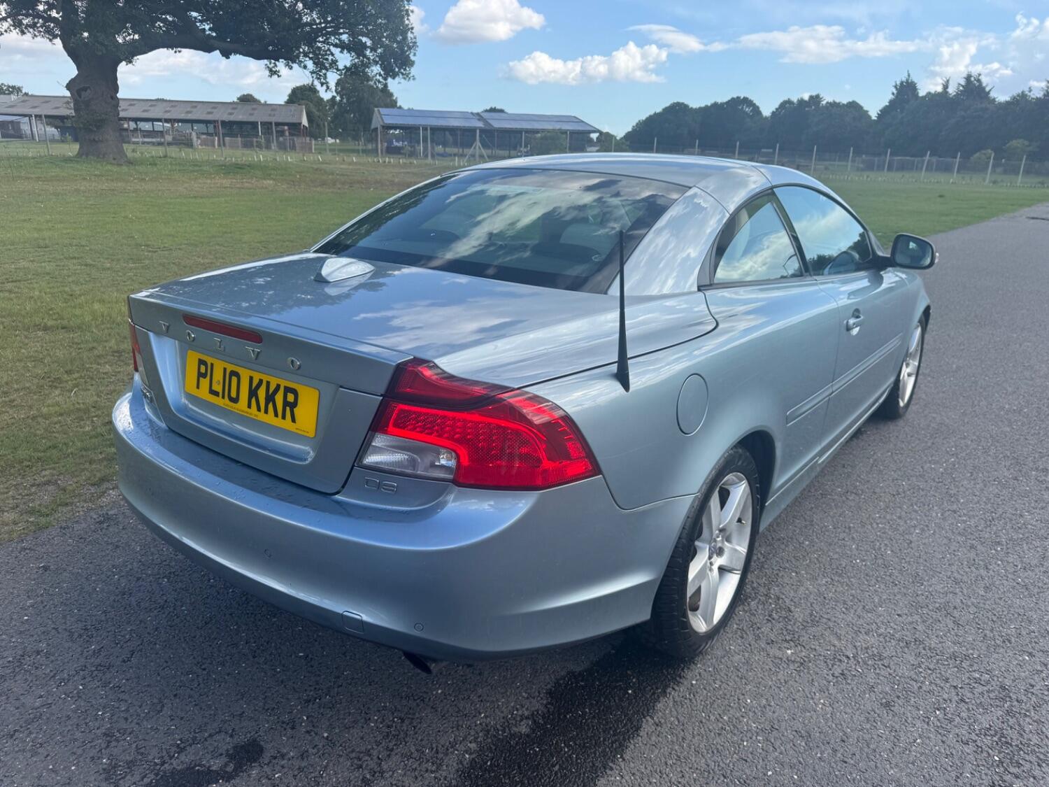 Used Volvo C70 2010 for sale - 76497547: Photo 7