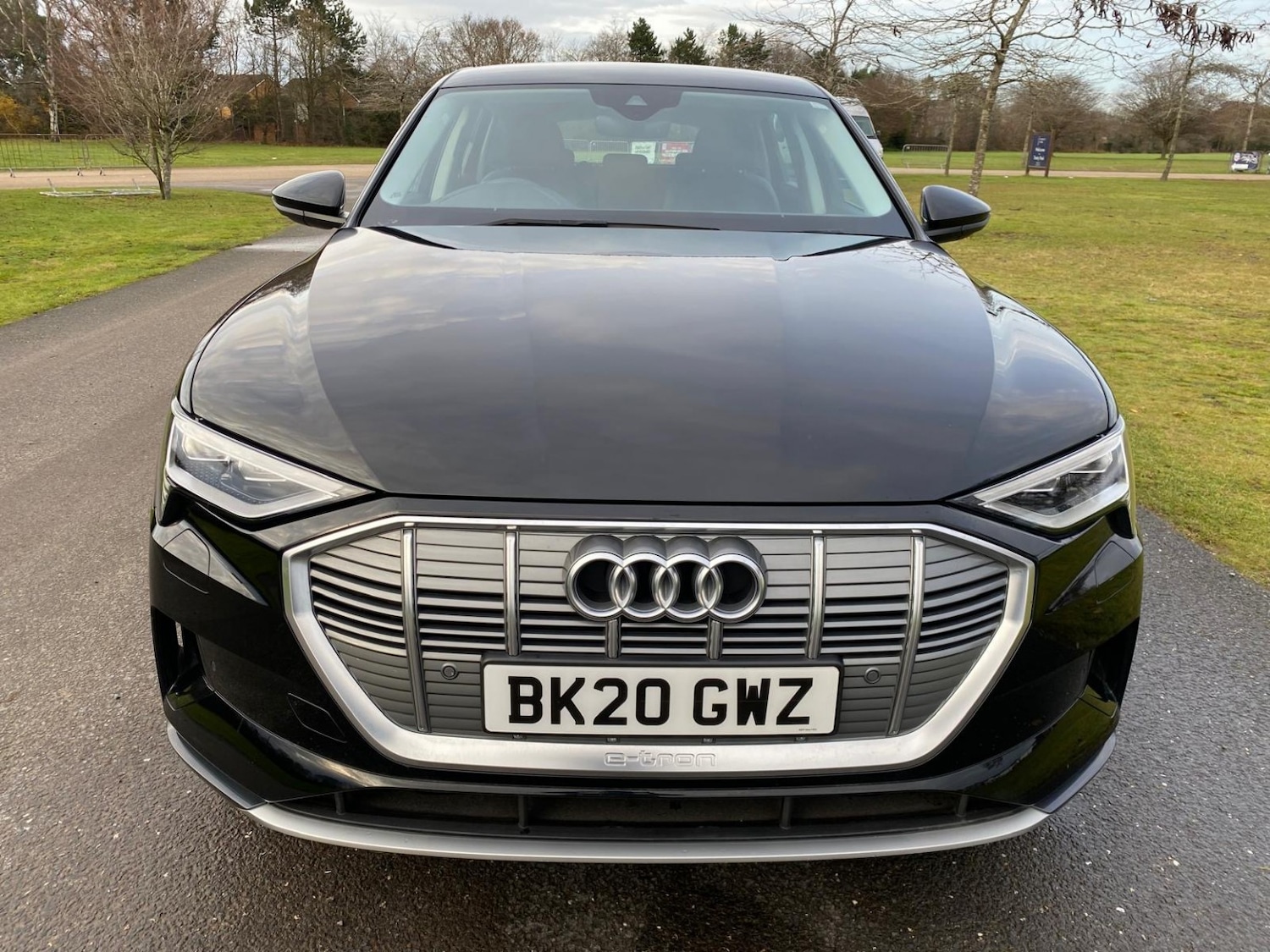 Used Audi e-tron 2020 for sale - 76884917: Photo 2
