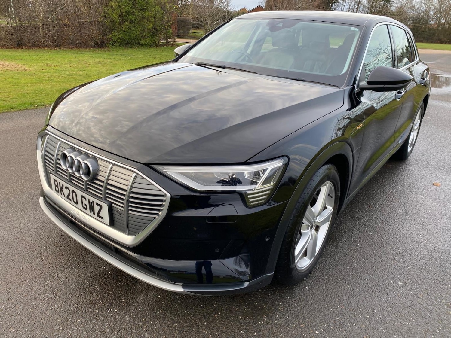 Used Audi e-tron 2020 for sale - 76884917: Photo 3