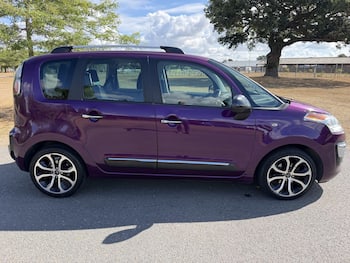 Used Citroen C3 Picasso 2017 for sale - 79622975: Photo