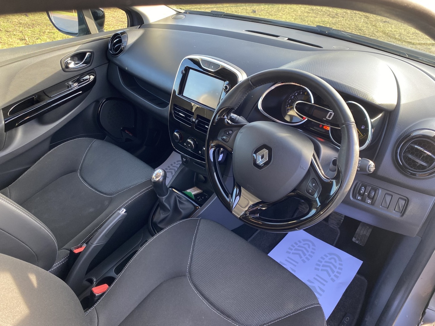 Used Renault Clio 2013 for sale - 76785068: Photo 10