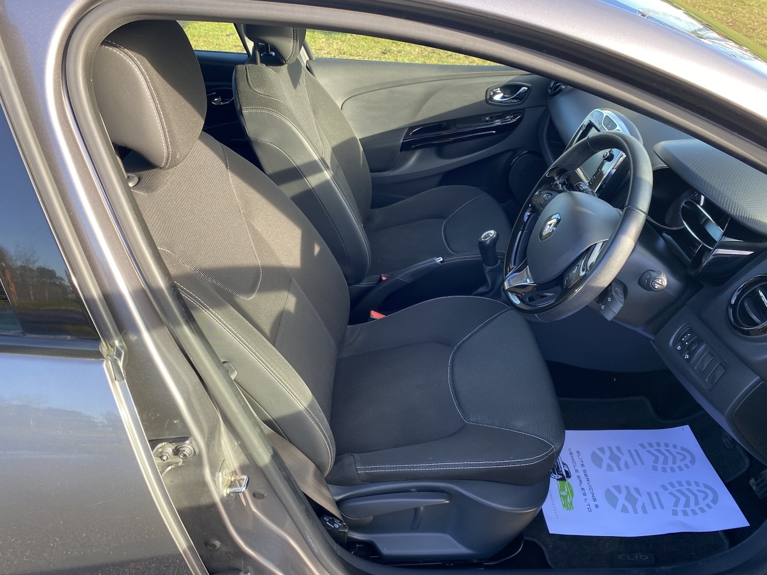 Used Renault Clio 2013 for sale - 76785068: Photo 12