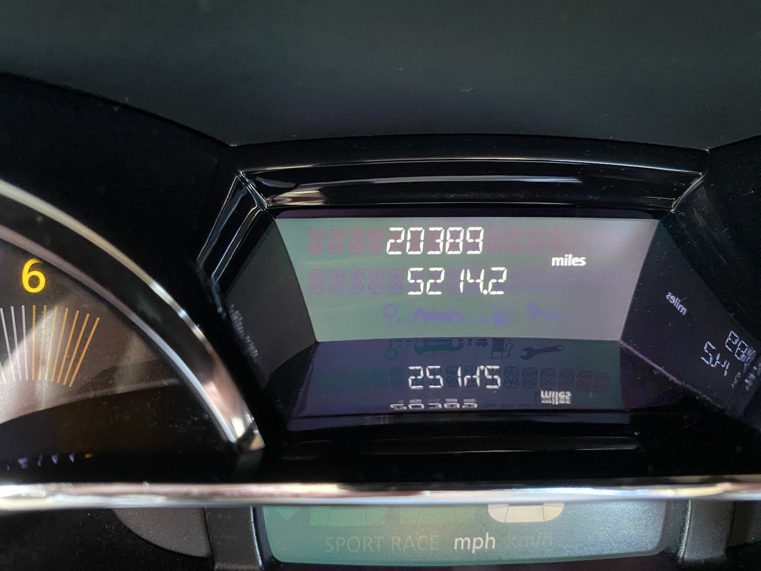 Used Renault Clio 2013 for sale - 76785068: Photo 17