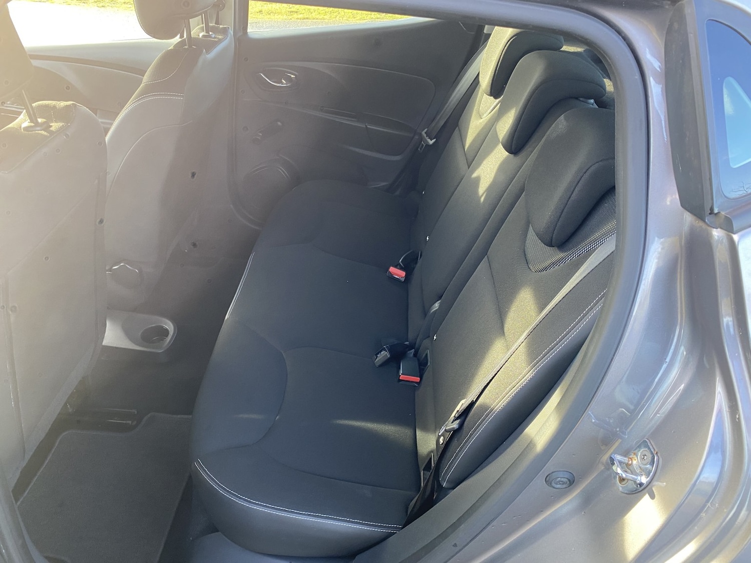 Used Renault Clio 2013 for sale - 76785068: Photo 19