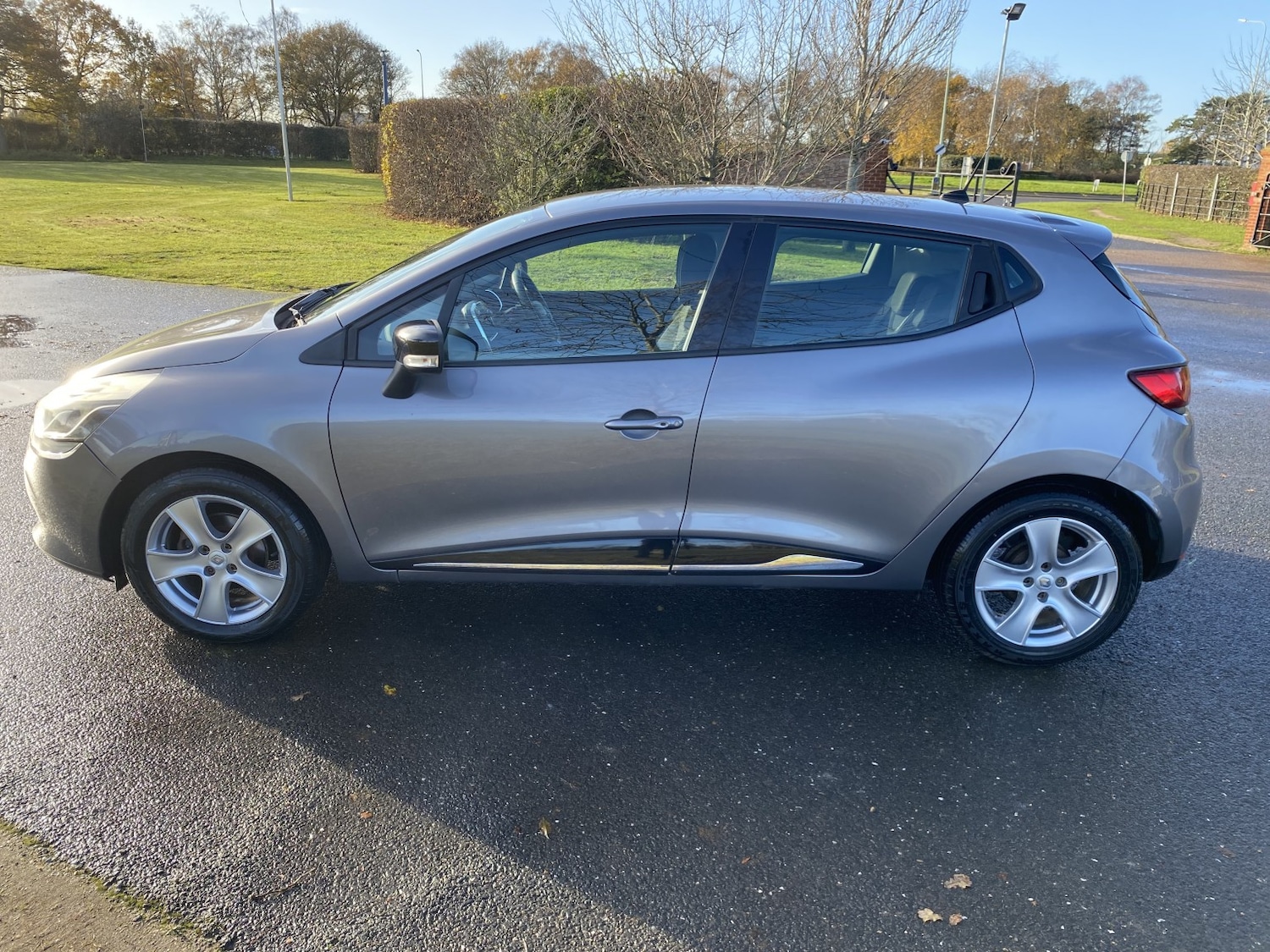 Used Renault Clio 2013 for sale - 76785068: Photo 6