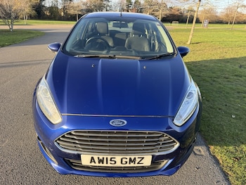 Used Ford Fiesta 2015 for sale - 76605655: Photo