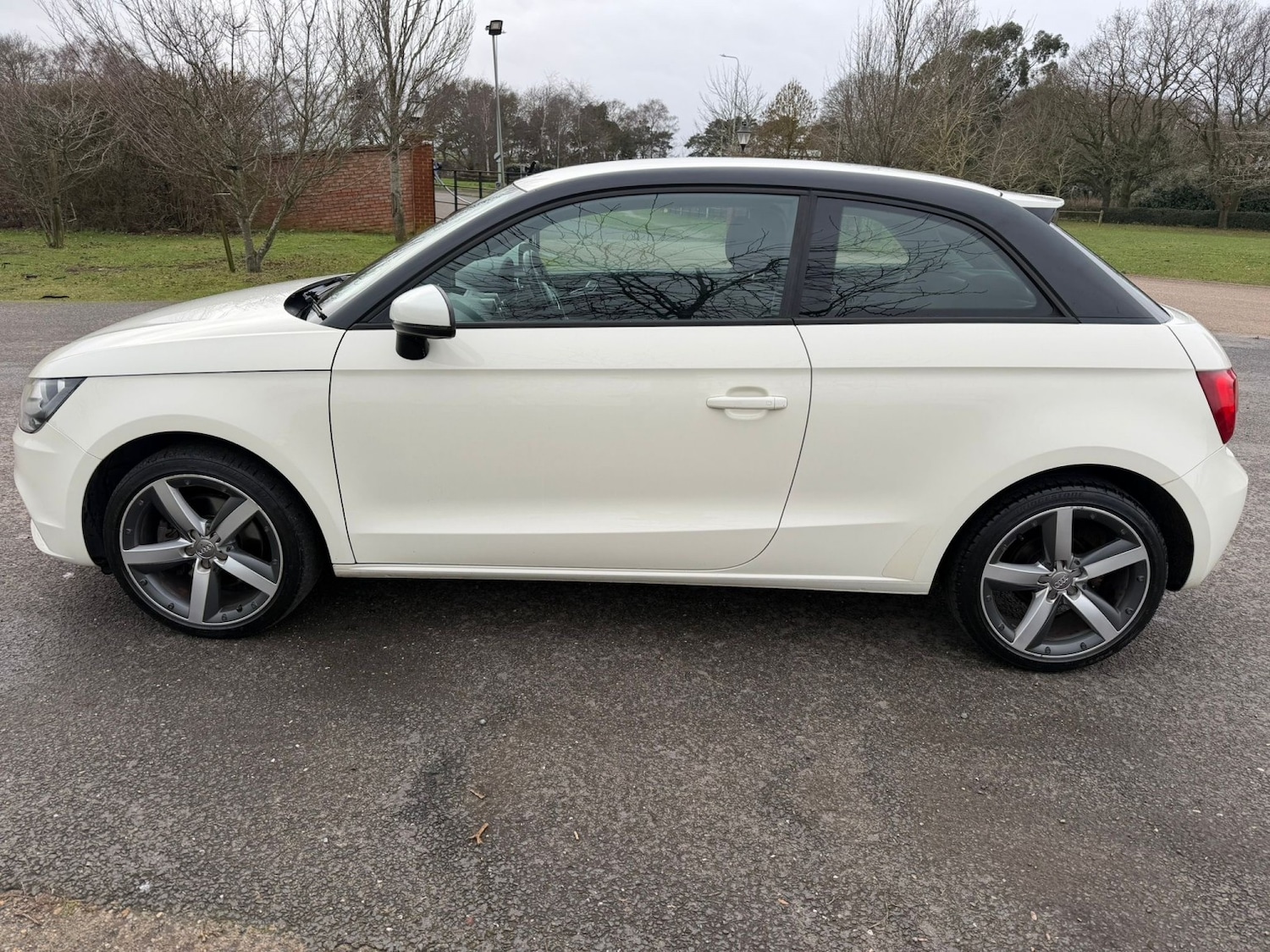Used Audi A1 2014 for sale - 77622387: Photo 9