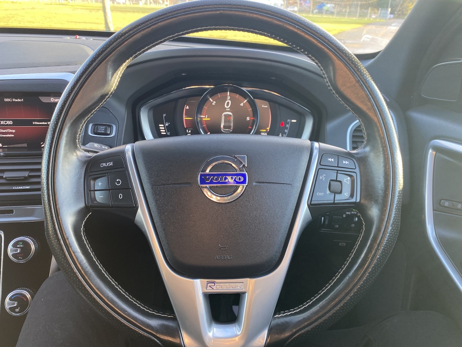 Used Volvo XC60 2017 for sale - 76986822: Photo 8