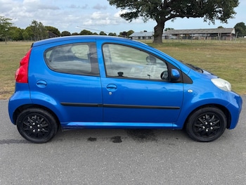 Used Peugeot 107 2009 for sale - 75705997: Photo