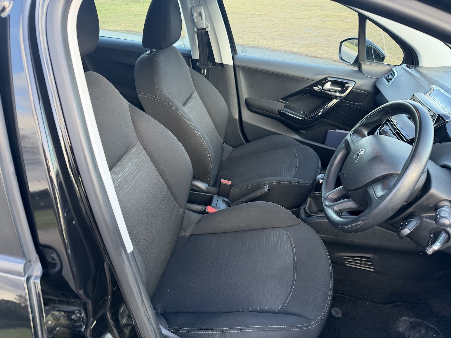 Used Peugeot 208 2019 for sale - 77162304: Photo 10