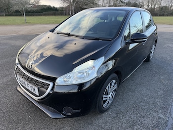 Used Peugeot 208 2019 for sale - 77162304: Photo