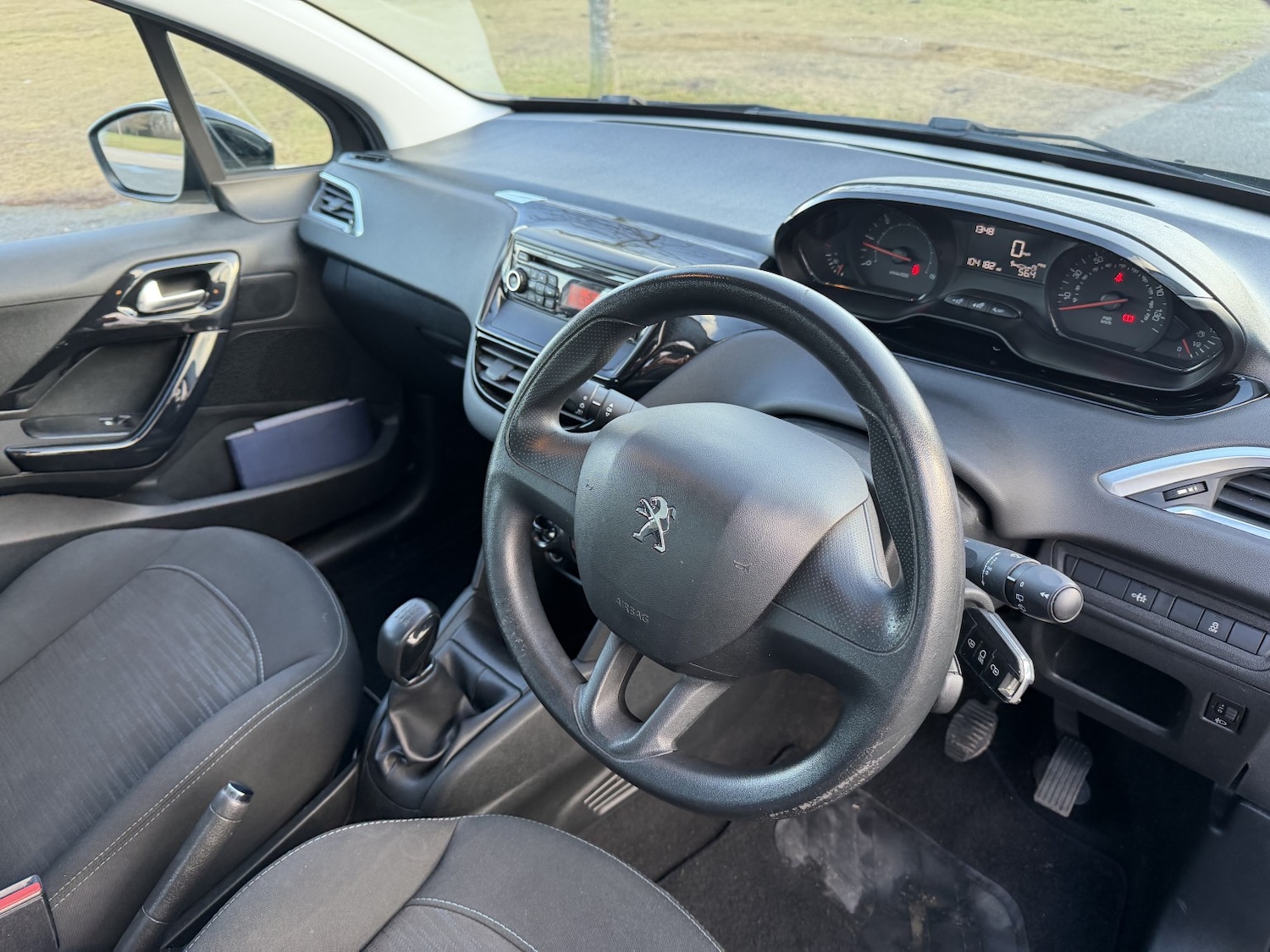 Used Peugeot 208 2019 for sale - 77162304: Photo 8