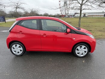 Used Toyota AYGO 2015 for sale - 77303770: Photo
