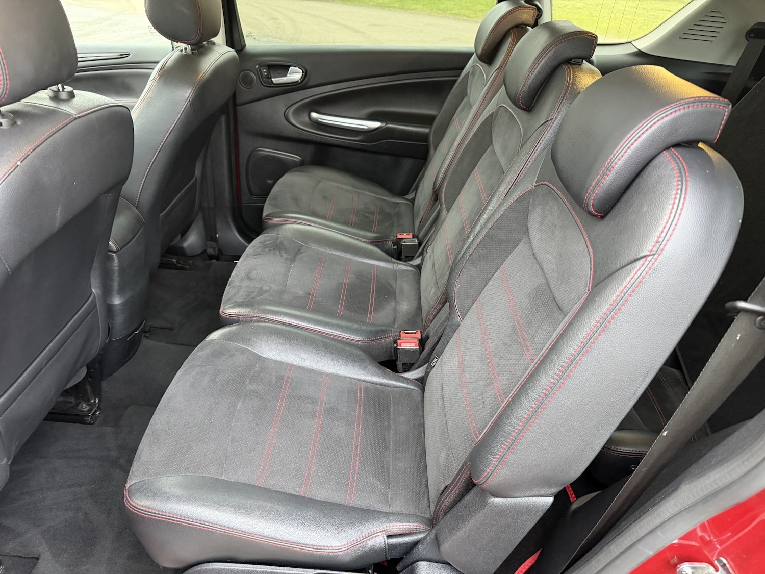 Used Ford S-Max 2014 for sale - 77264462: Photo 14