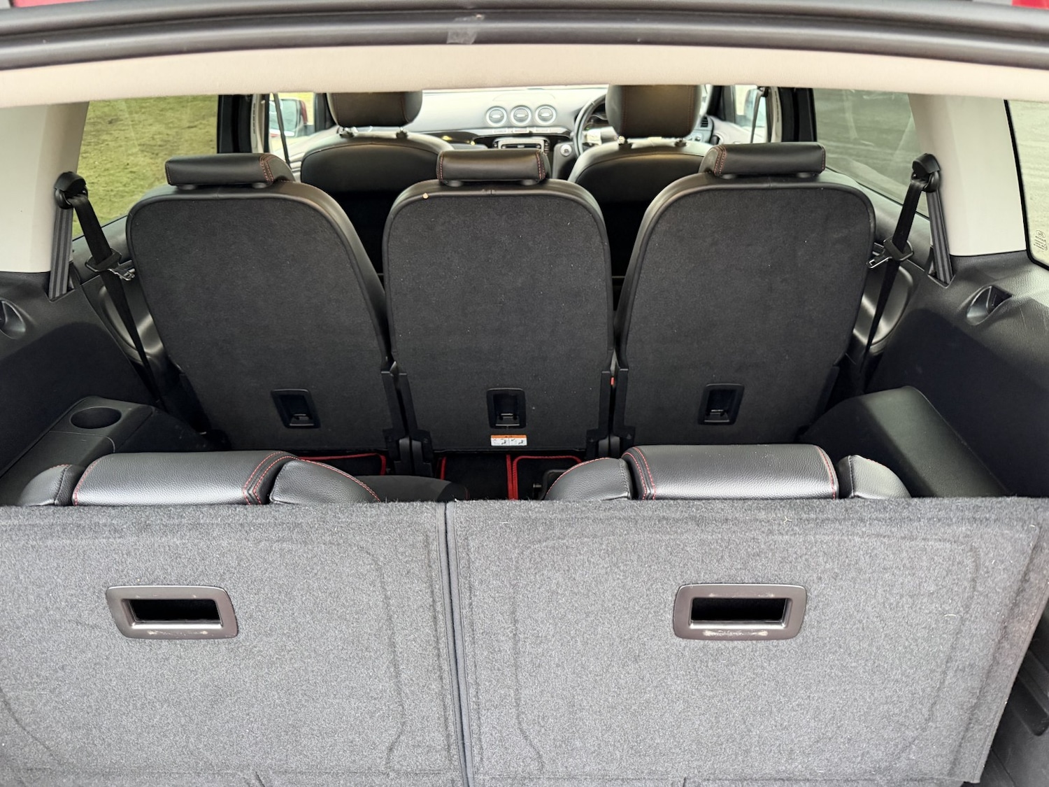 Used Ford S-Max 2014 for sale - 77264462: Photo 16