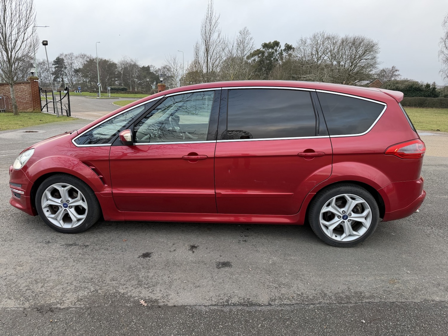 Used Ford S-Max 2014 for sale - 77264462: Photo 6