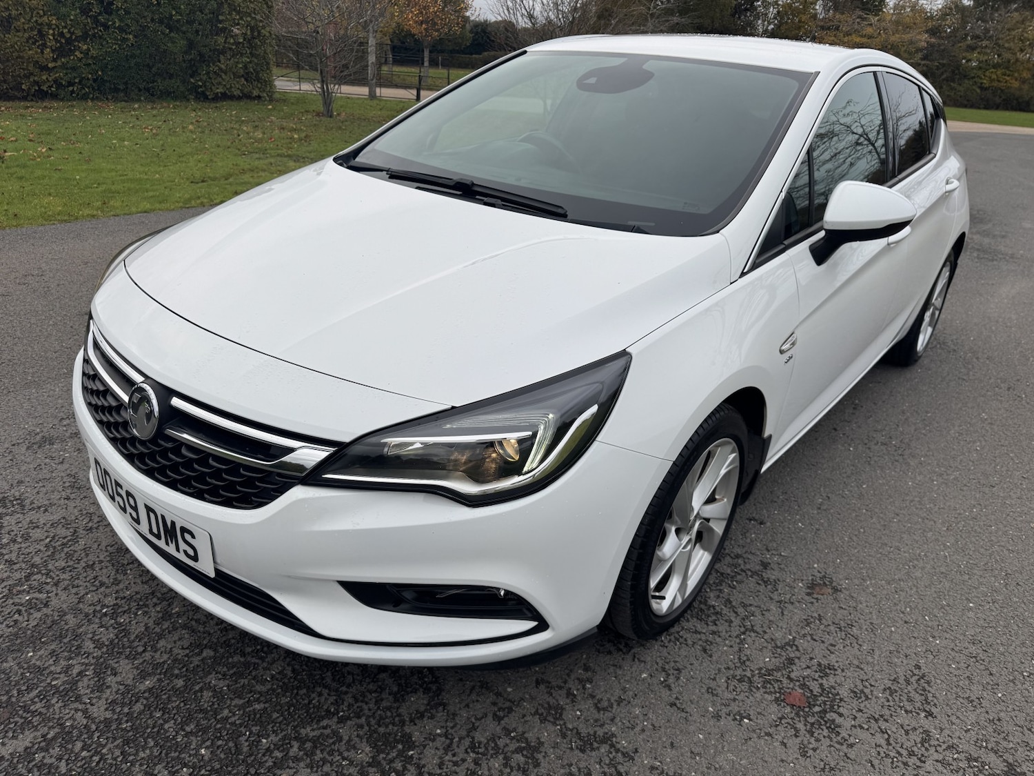 Used Vauxhall Astra 2016 for sale - 76418397: Photo 3