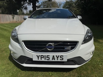 Used Volvo V40 2015 for sale - 75598751: Photo