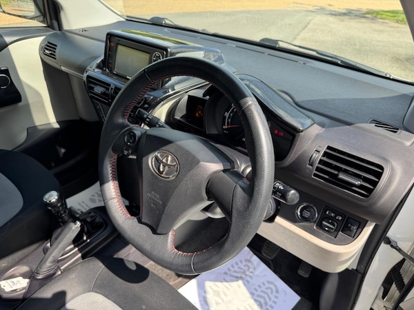 Used Toyota IQ 2014 for sale - 76286976: Photo 10