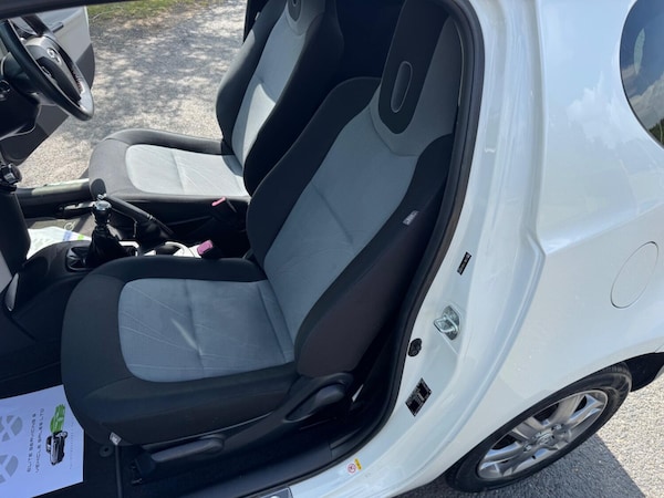 Used Toyota IQ 2014 for sale - 76286976: Photo 14