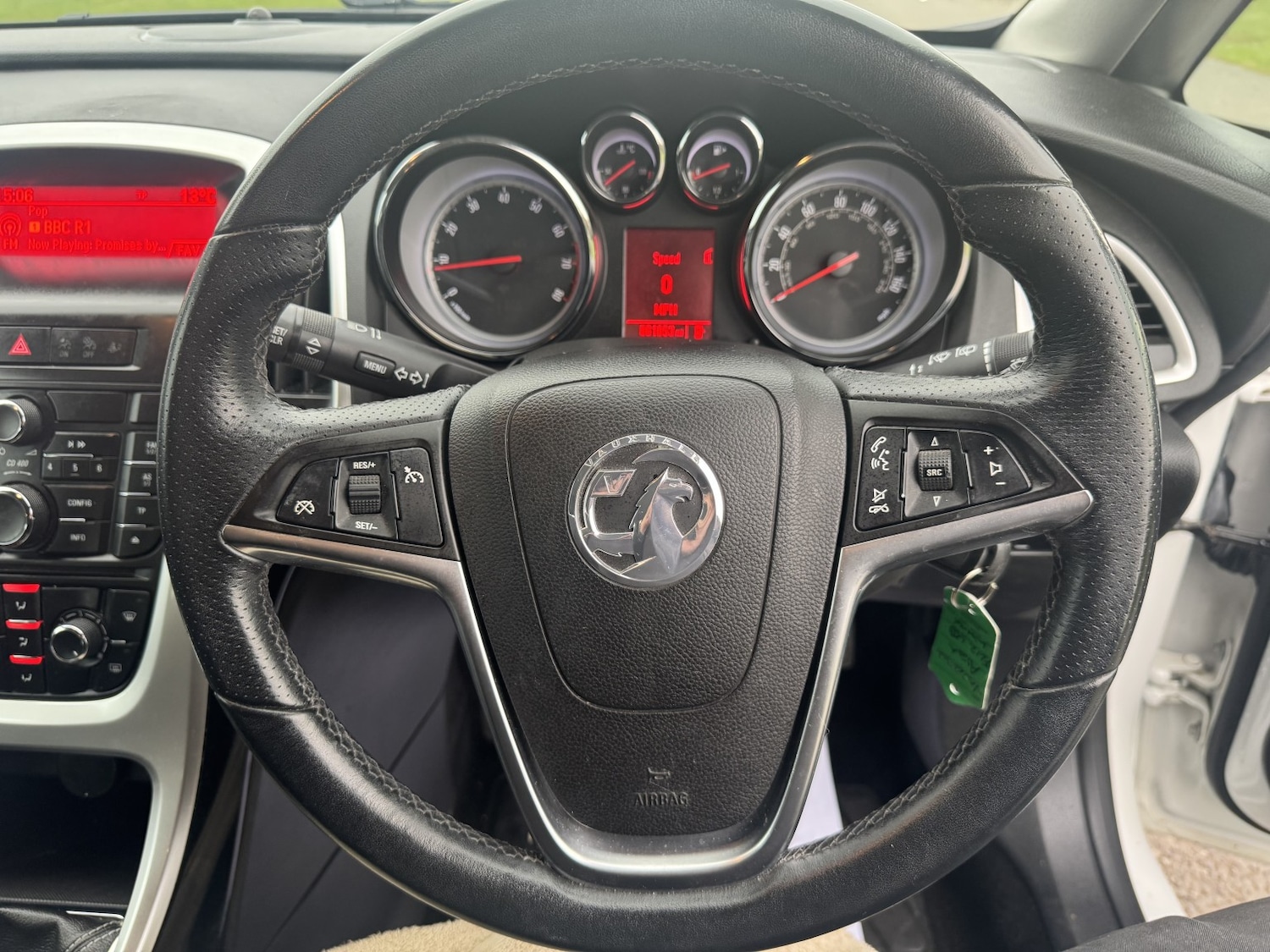 Used Vauxhall Astra 2012 for sale - 76471159: Photo 10