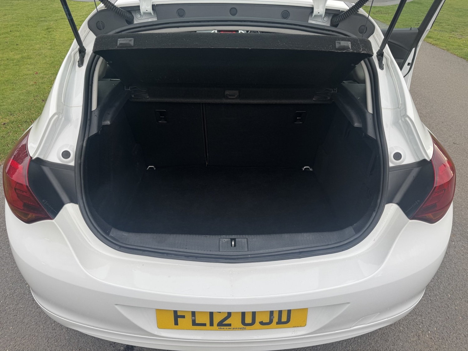 Used Vauxhall Astra 2012 for sale - 76471159: Photo 19