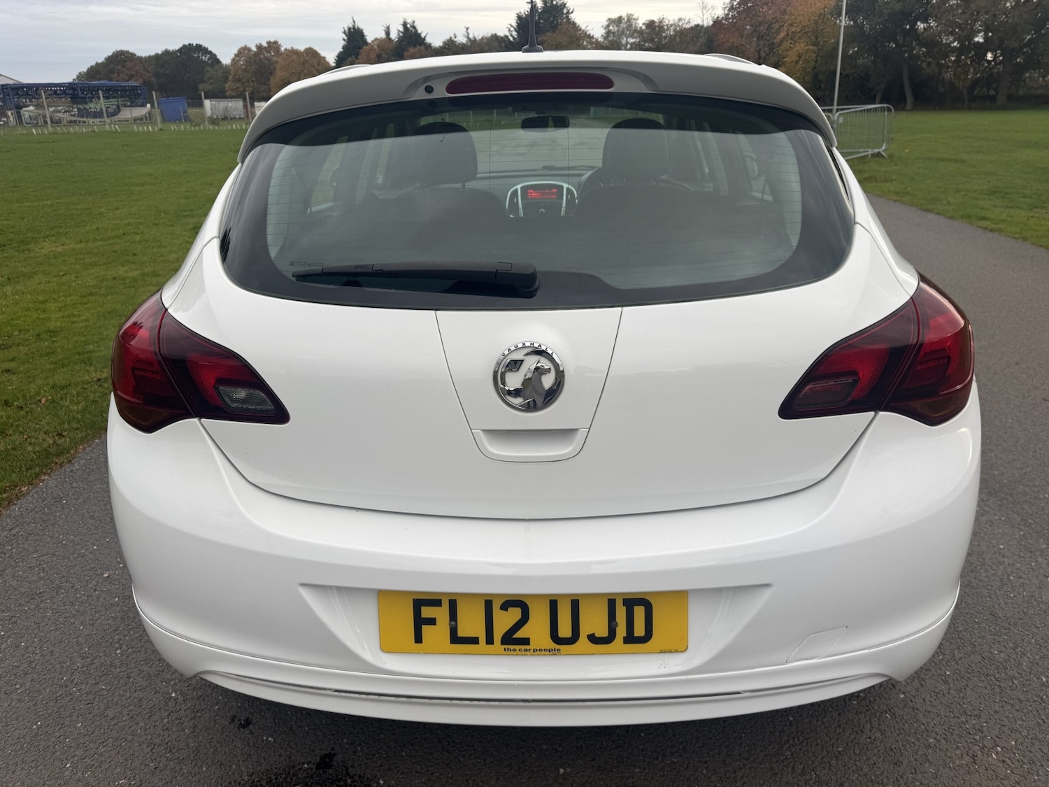 Used Vauxhall Astra 2012 for sale - 76471159: Photo 5
