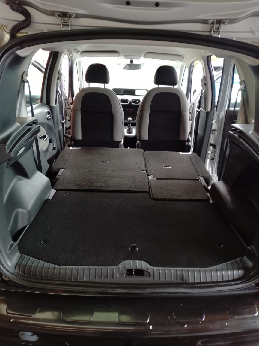 Used Citroen C3 Picasso 2010 for sale - 77921331: Photo 10