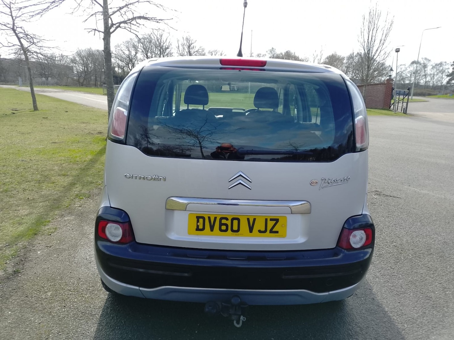 Used Citroen C3 Picasso 2010 for sale - 77921331: Photo 5