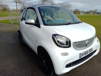 Used smart fortwo 2016 for sale - 77921322: Photo