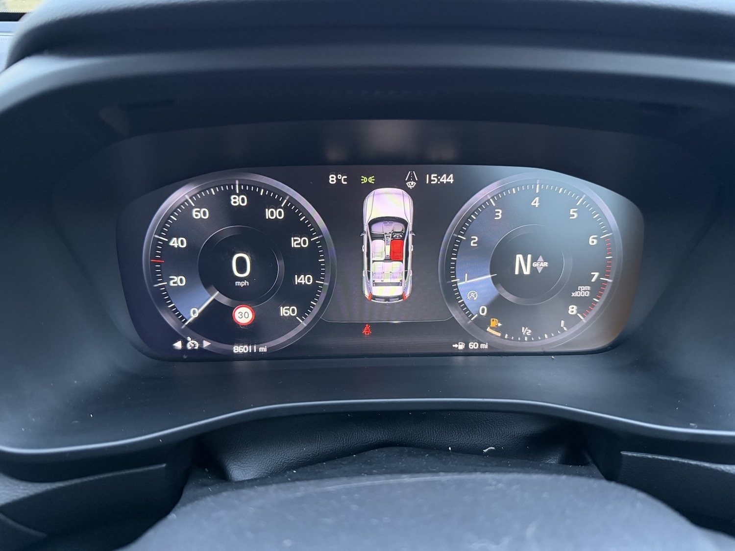 Used Volvo XC40 2018 for sale - 77251265: Photo 11