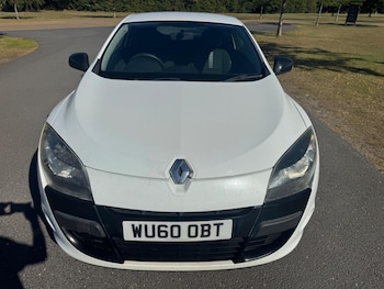 Used Renault Megane 2010 for sale - 75740420: Photo