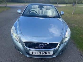 Used Volvo C70 2010 for sale - 75925148: Photo