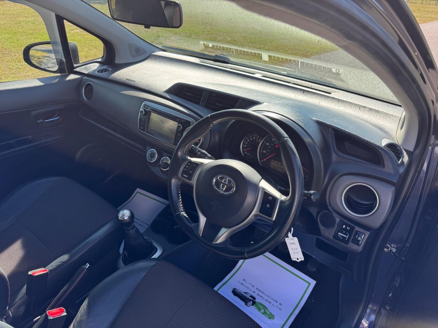 Used Toyota Yaris 2012 for sale - 75740404: Photo 11