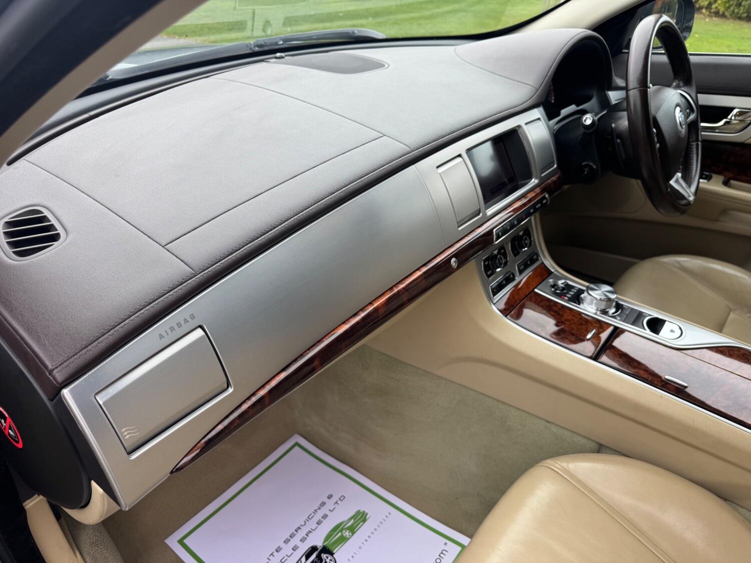 Used Jaguar XF 2013 for sale - 77464523: Photo 15