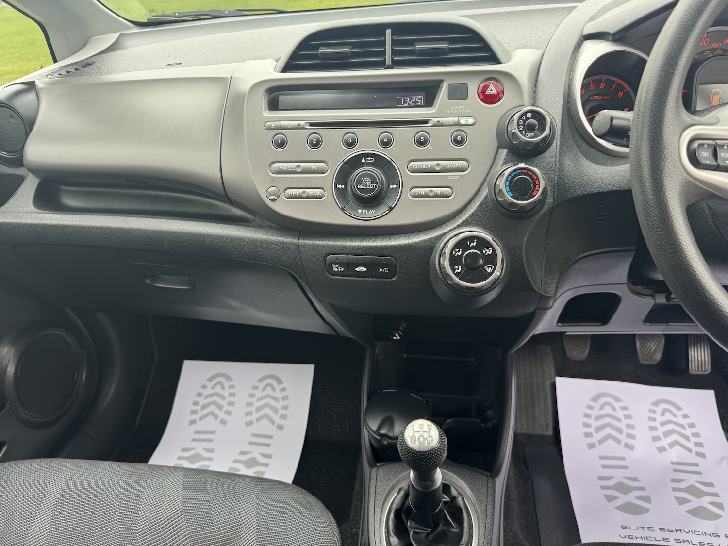 Used Honda Jazz 2010 for sale - 76769535: Photo 10