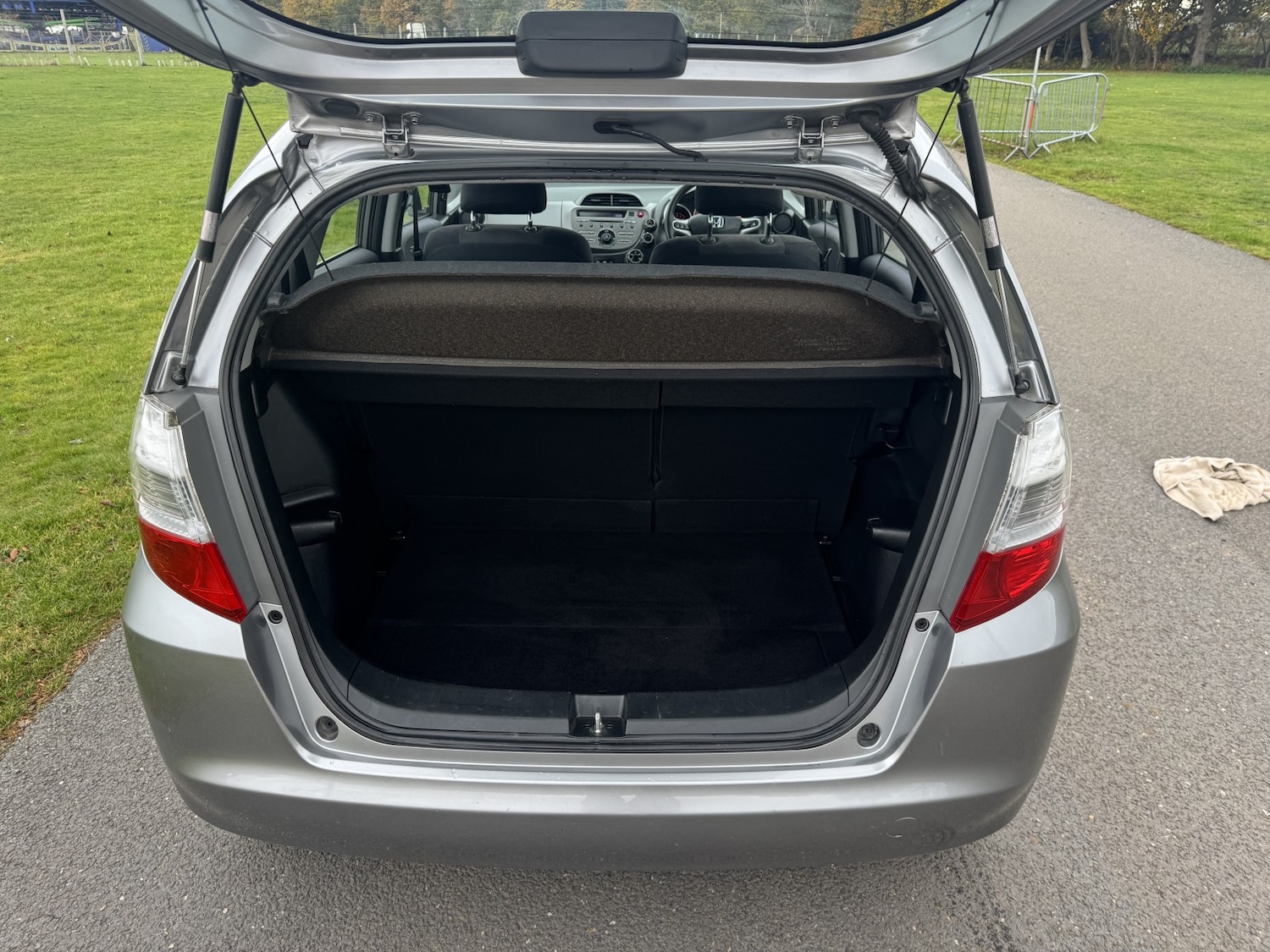 Used Honda Jazz 2010 for sale - 76769535: Photo 18